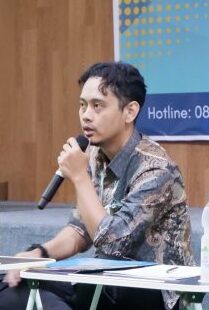 Ahmad Muzaki Nurdin, S.Hum., M.Ak.